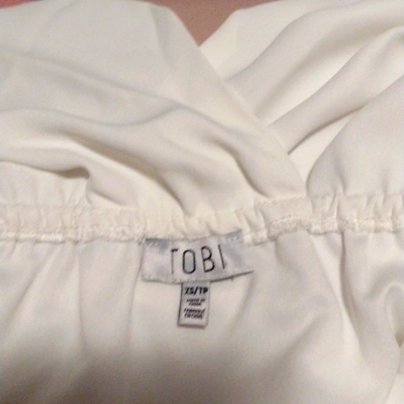 NWOT TOBI Plunging Vee Front Flowy Cream Elastic Waste Dress! (Much Better IRL!) - Picture 4 of 10